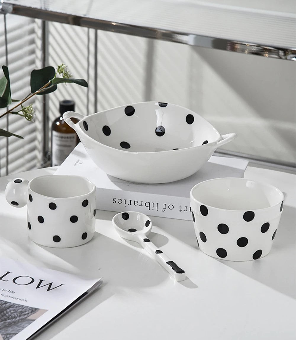 Farmhouse Schwarz Polka Dot Style unregelmäßig geformte Keramik-Dinnerware