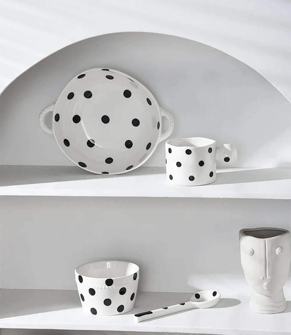 Farmhouse Schwarz Polka Dot Style unregelmäßig geformte Keramik-Dinnerware