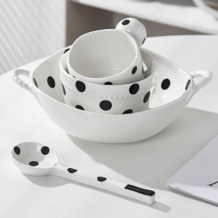 Farmhouse Schwarz Polka Dot Style unregelmäßig geformte Keramik-Dinnerware