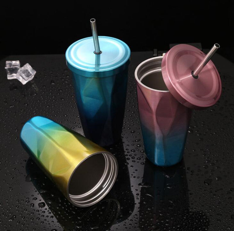 Prismatischer Tumbler aus Edelstahl mit Stroh