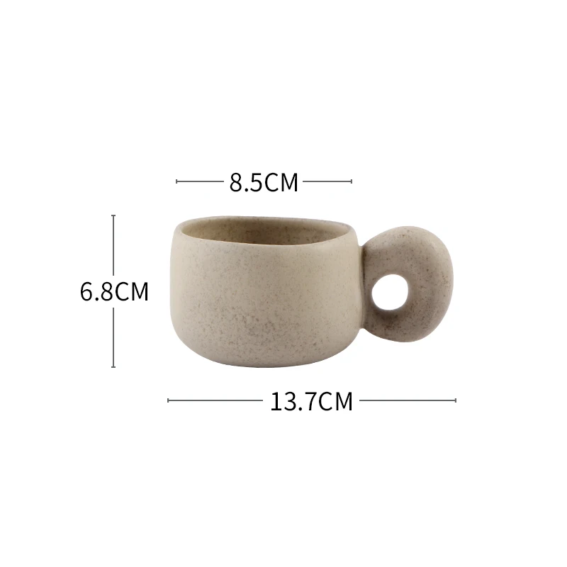 Organic Retro Style Keramikbecher mit Chunky Griffe