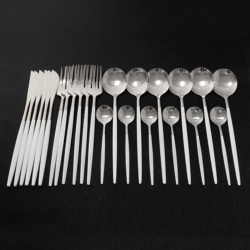 Edelstahl 24 Stück Silber Modernes Flatware-Set mit bunten Griffen