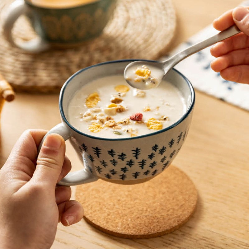 Farmhouse Stil unregelmäßig geformte Keramikbecher mit exponierter Basis