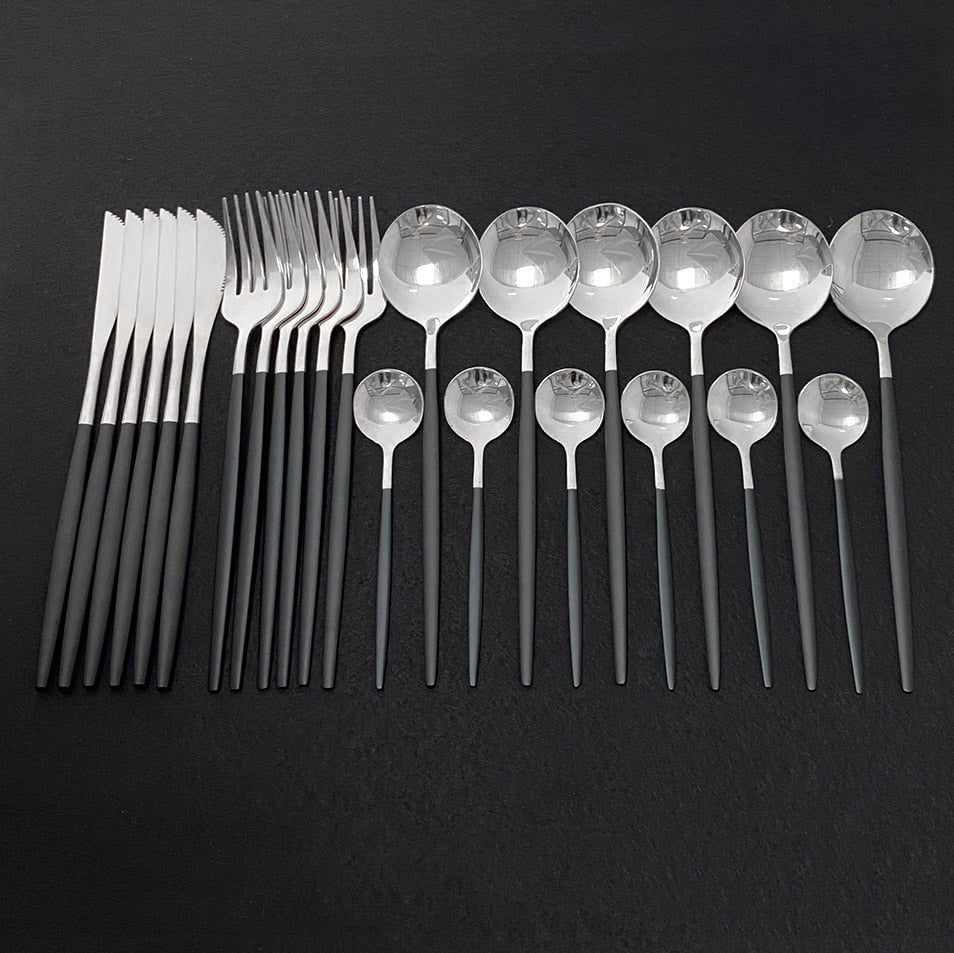 Edelstahl 24 Stück Silber Modernes Flatware-Set mit bunten Griffen