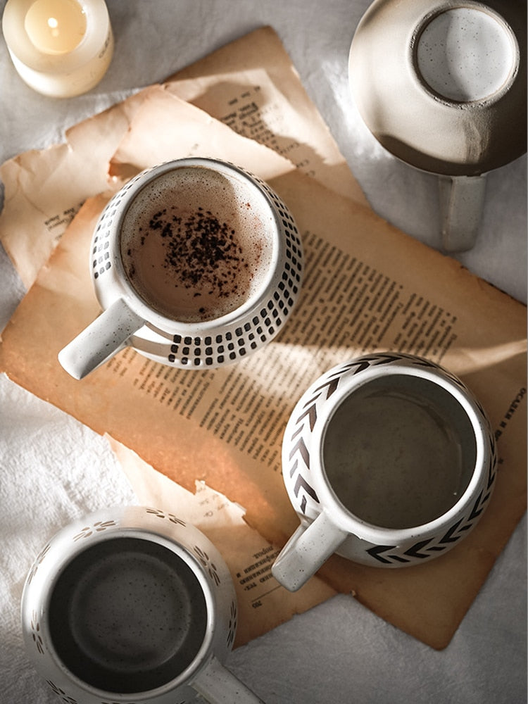 Nordic Style Keramikbecher mit dreieckigen Griffen