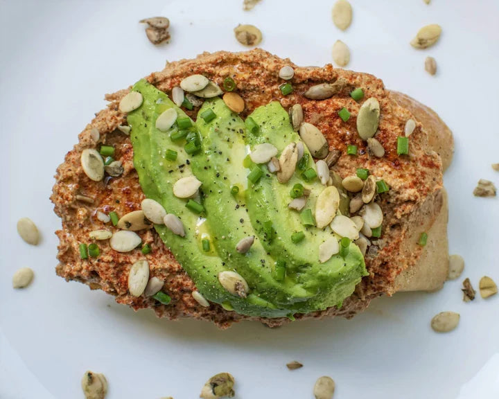 Go Raw Sprouted Organic Sonnenblumensamen mit Meersalz