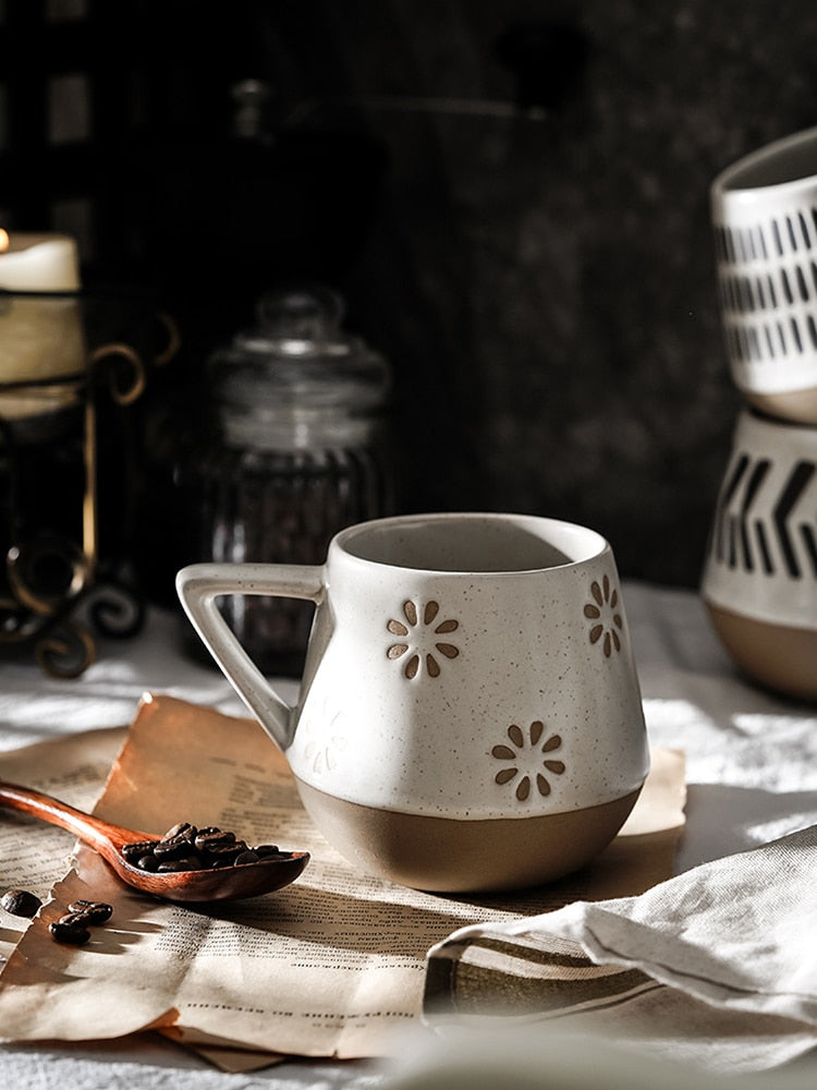 Nordic Style Keramikbecher mit dreieckigen Griffen
