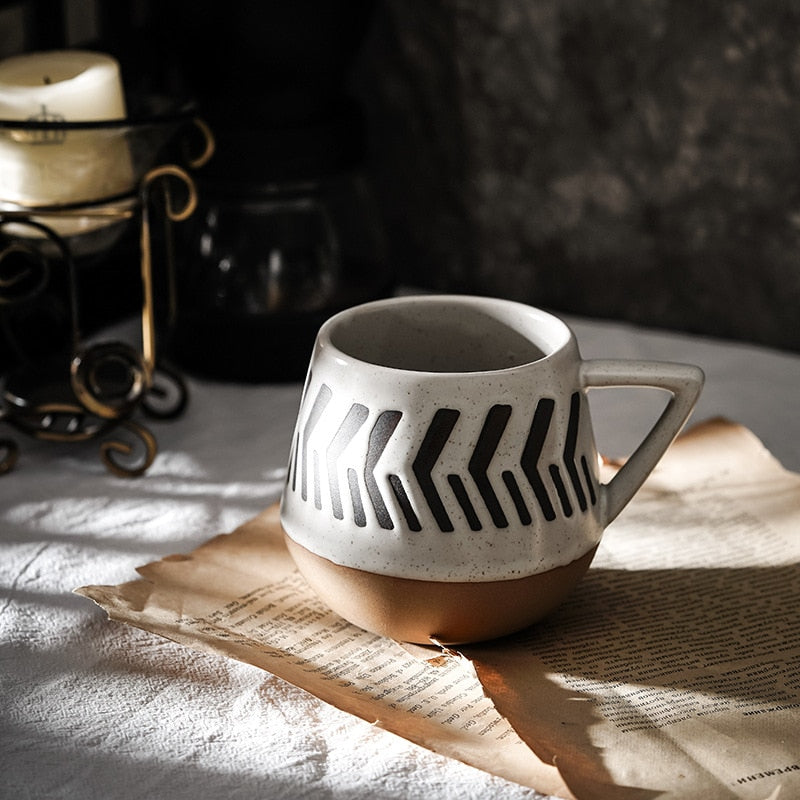 Nordic Style Keramikbecher mit dreieckigen Griffen