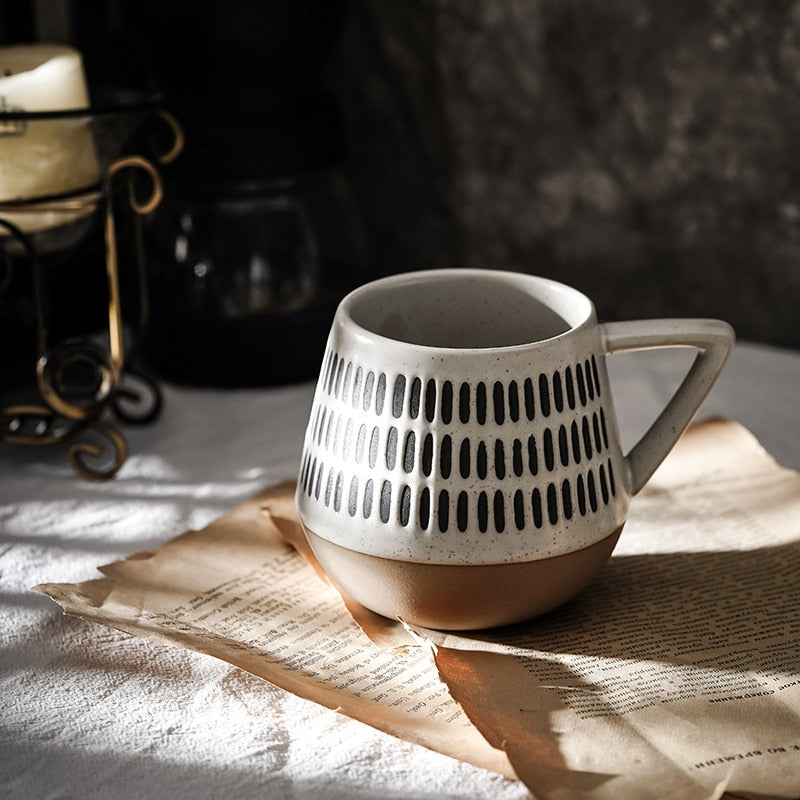 Nordic Style Keramikbecher mit dreieckigen Griffen