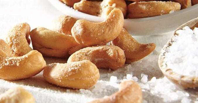 Sunshine Nut Co Whole geröstete Cashewnüsse, die Salz 198 g streuen